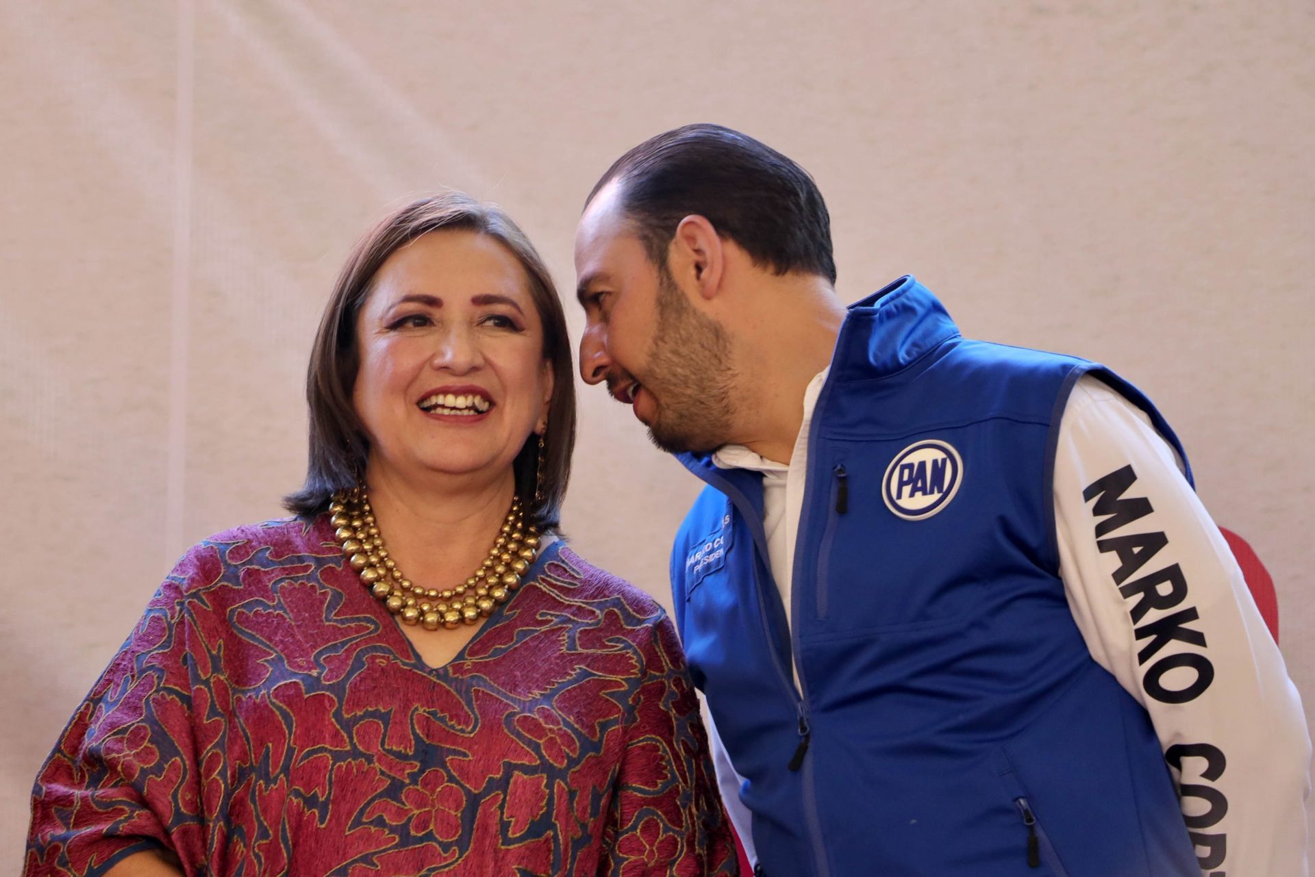 El PAN contrató millones de “llamadas robot” a empresa que hizo “campaña negra” contra AMLO en 2018