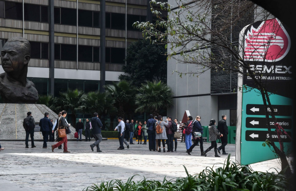 Hacienda ‘perdona’ impuestos a Pemex tras el castigo de Moody’s