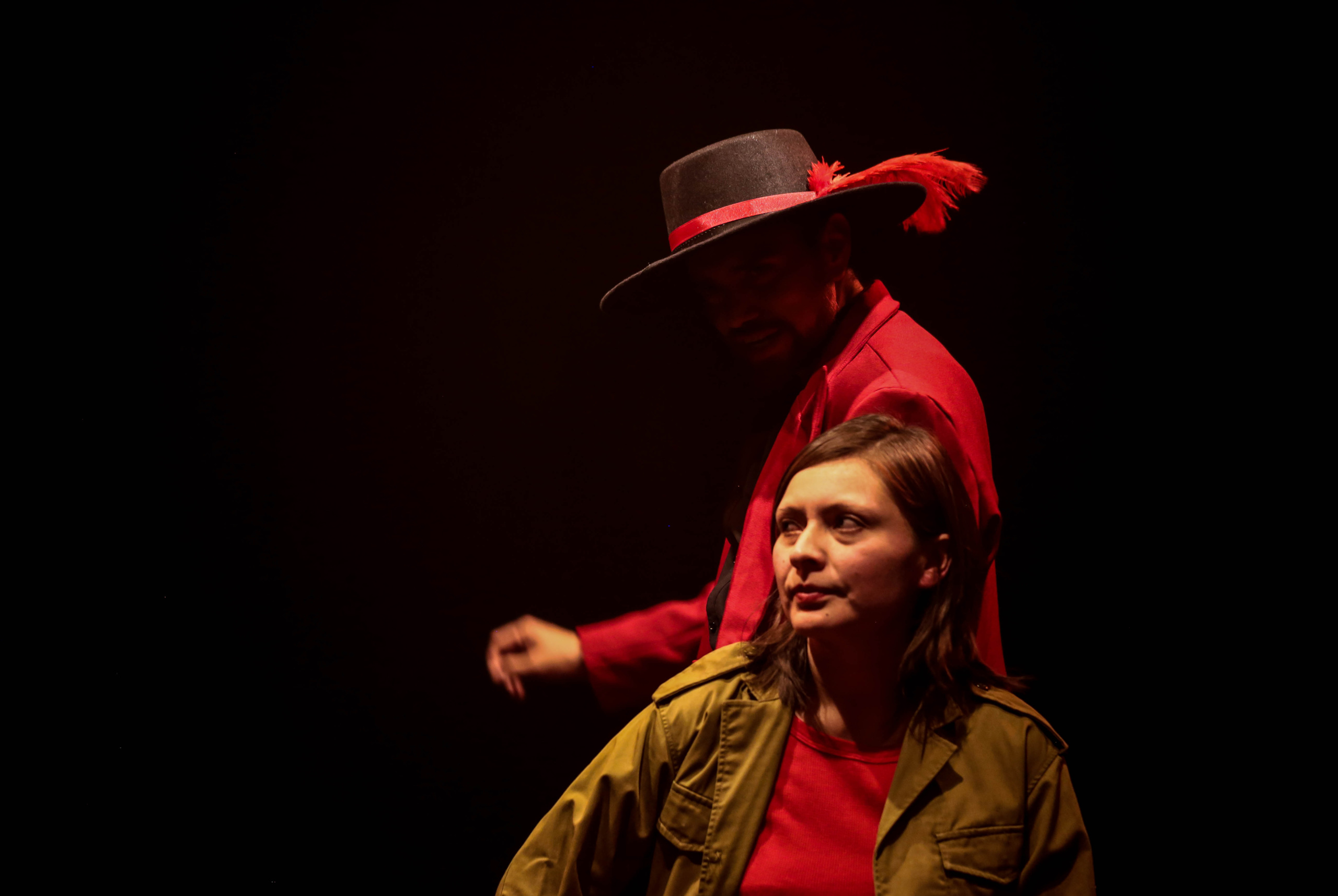 Rumores de cima y sangre: teatro punk con sabor a guerrilla y cabaret