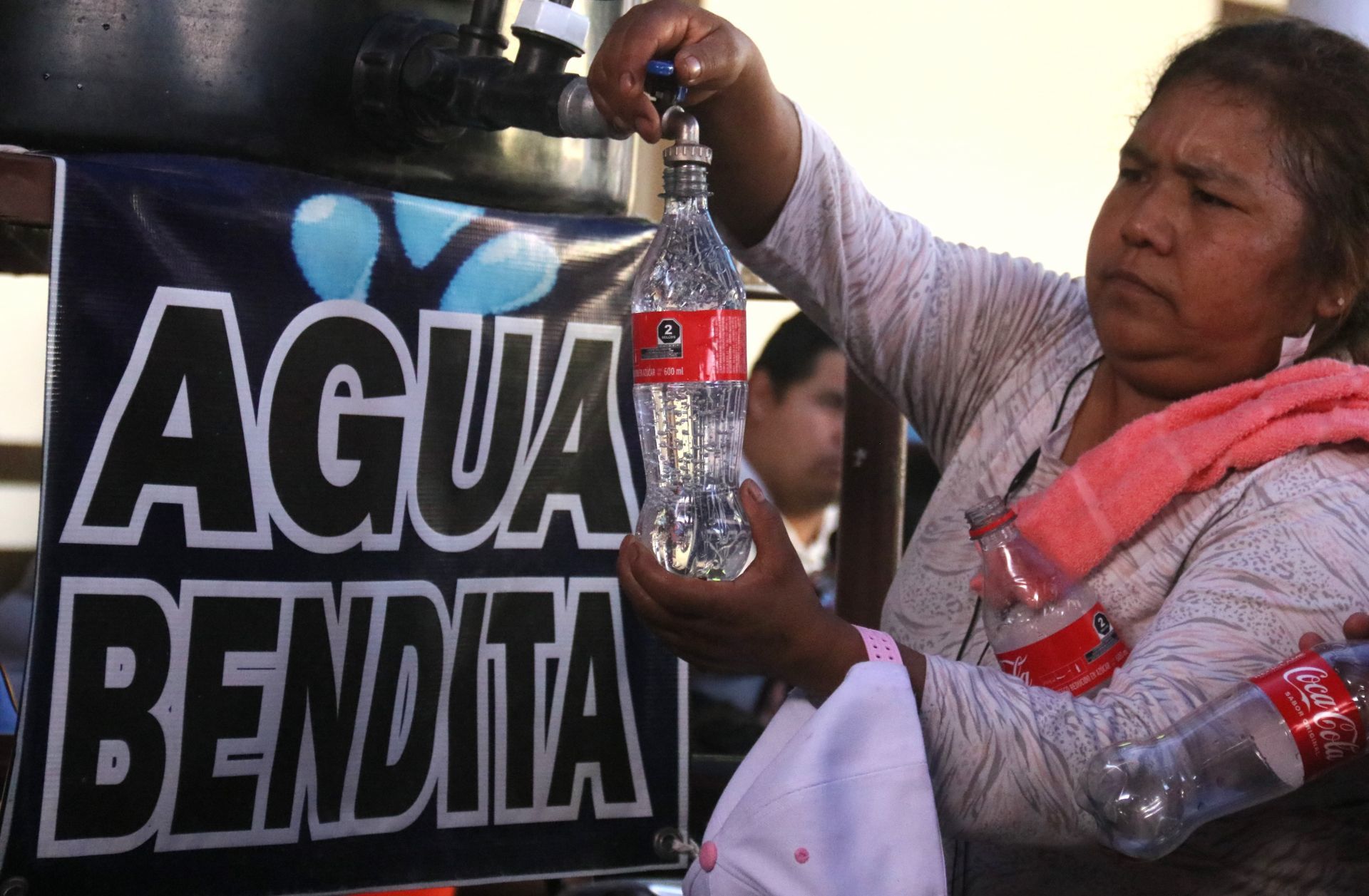 Conagua activa protocolos de emergencia para surtir agua en hospitales y controlar incendios en CDMX y Edomex