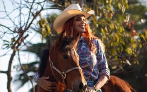 foto de elena larrea, fundadora de cuacolandia