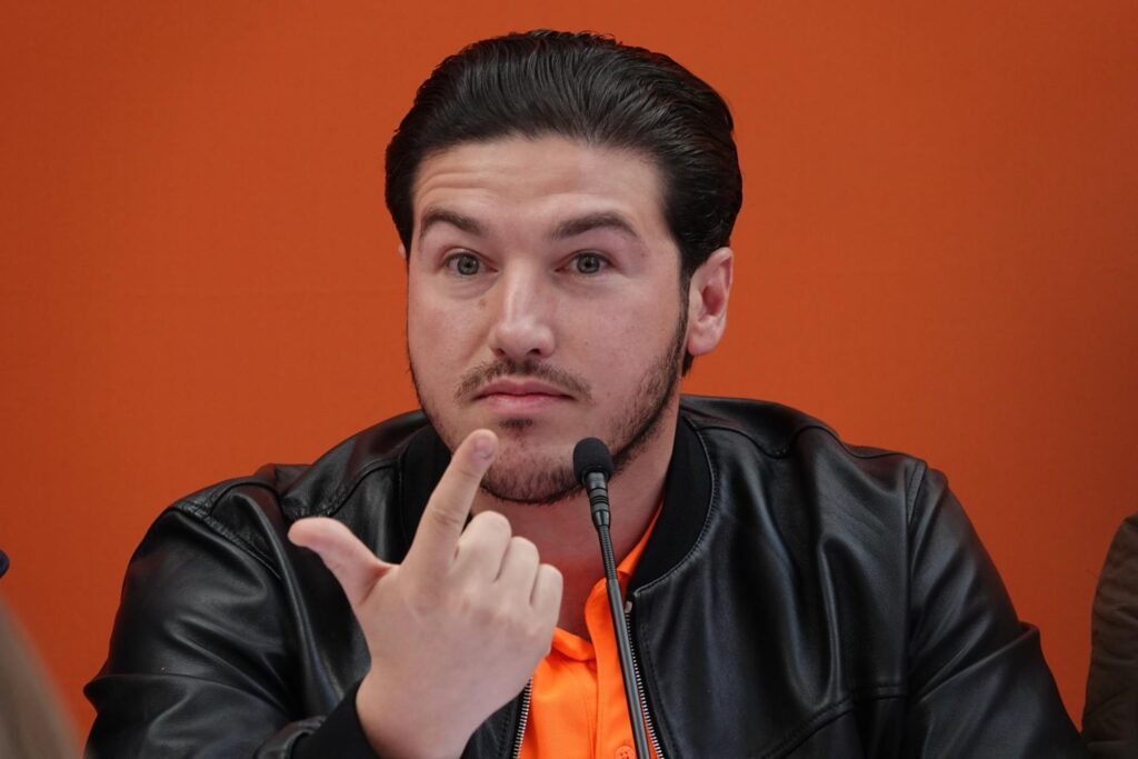 Señalan a empresa por desviar 202 millones a despacho de Samuel García