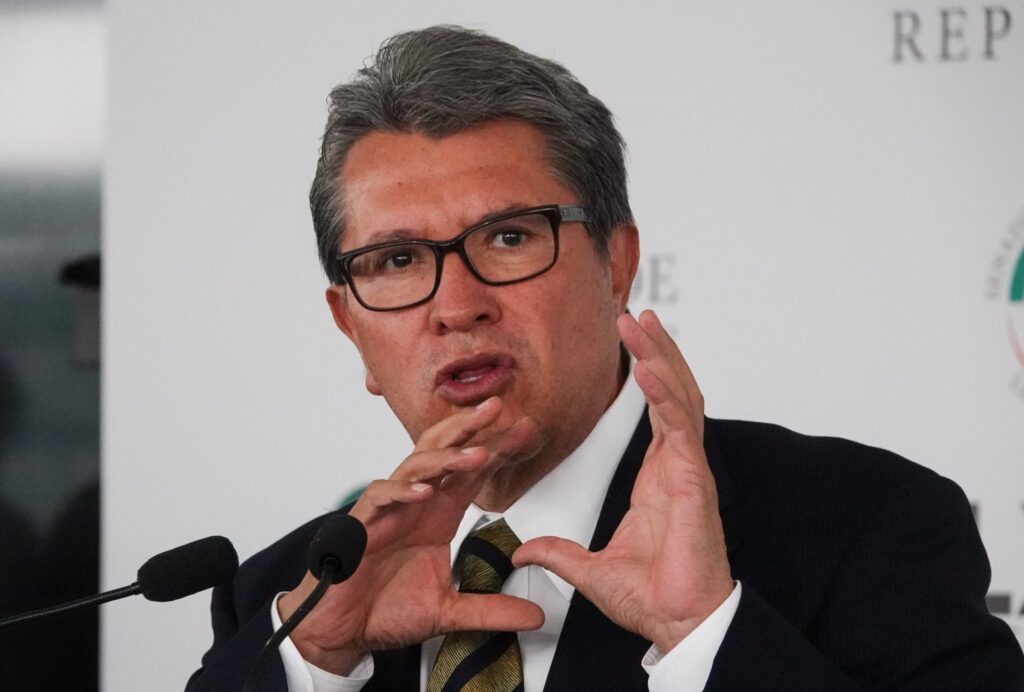 Ley de Amparo: avanza reforma que quita a jueces la facultad de suspender obras públicas