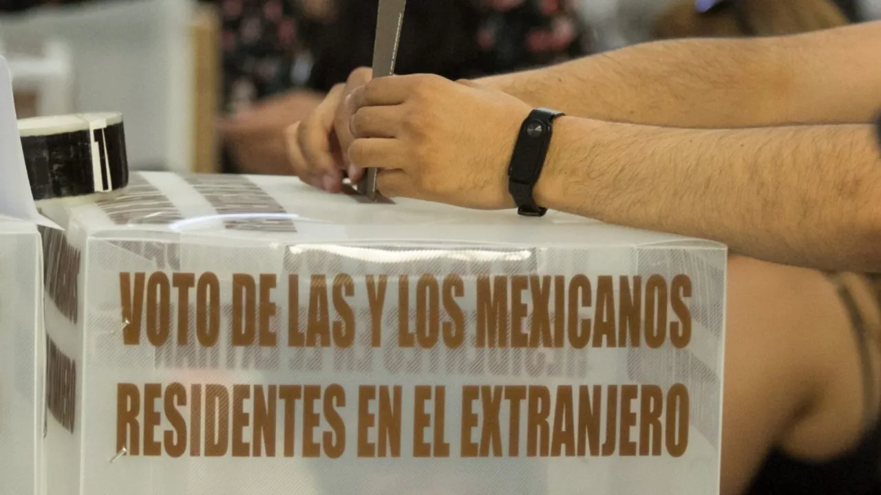 Crece el desconcierto y la molestia de mexicanos en el extranjero por la cancelación de su derecho a votar
