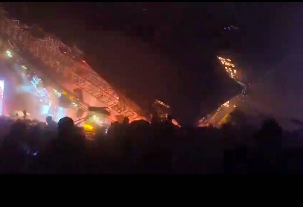 9 muertos y 121 heridos deja derrumbe de escenario en acto de Álvarez Máynez