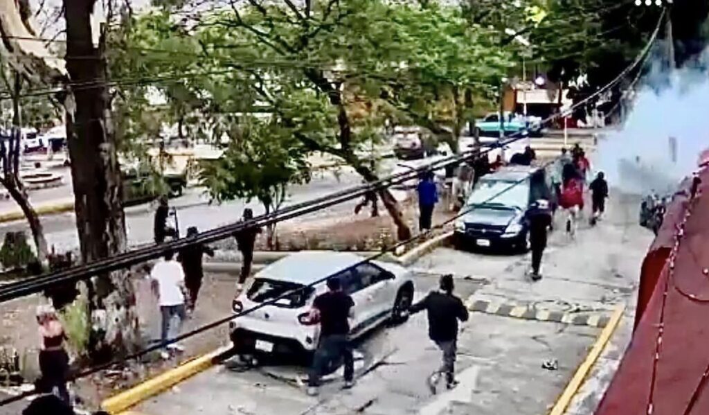 CCH Naucalpan: Muere estudiante en medio de enfrentamiento entre porros