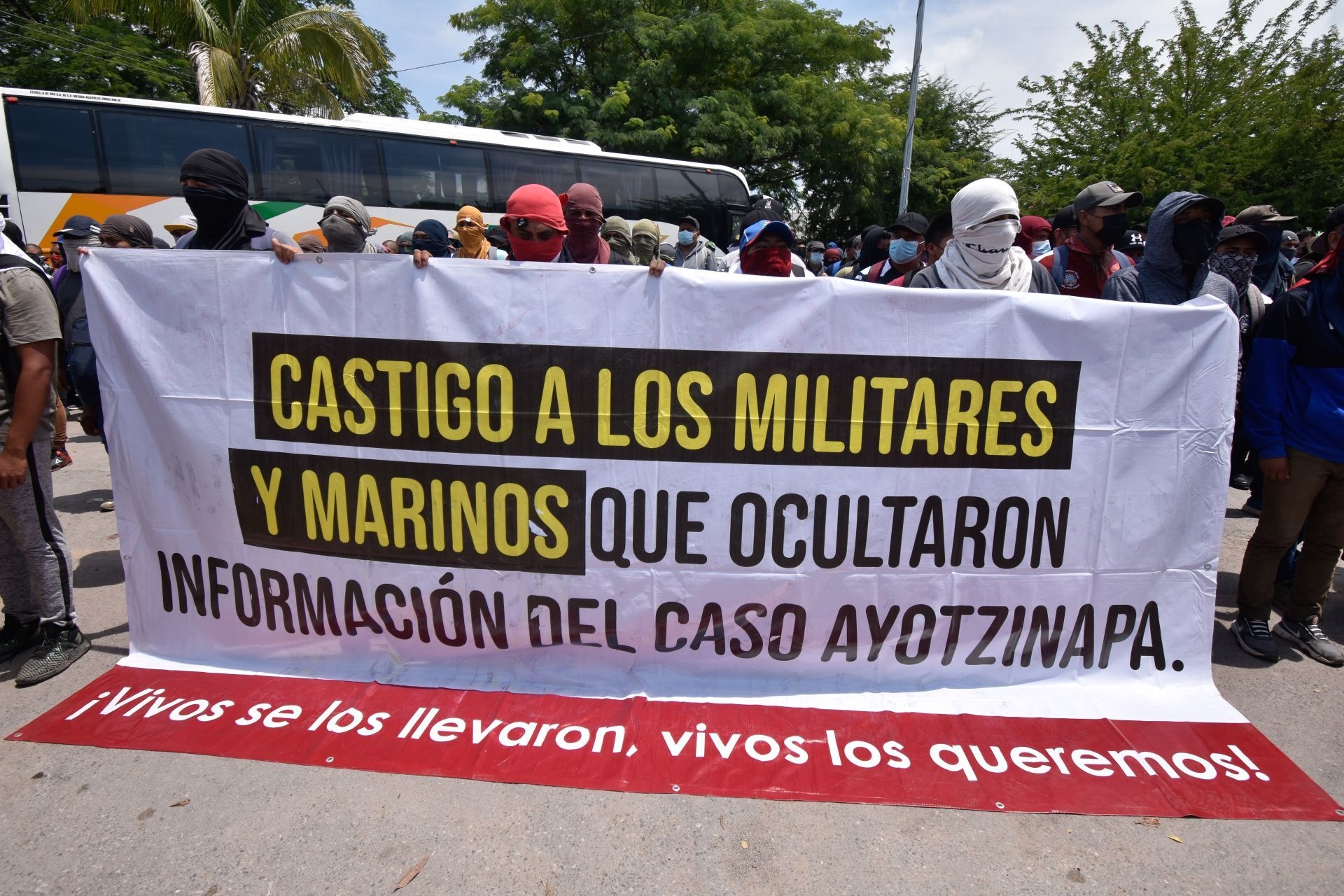 Caso Ayotzinapa: jueza ordena libertad provisional a 8 militares por segunda vez