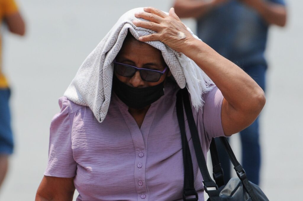 El calor deja al menos 18 muertos en SLP, Sinaloa, Tabasco, Oaxaca y Chiapas