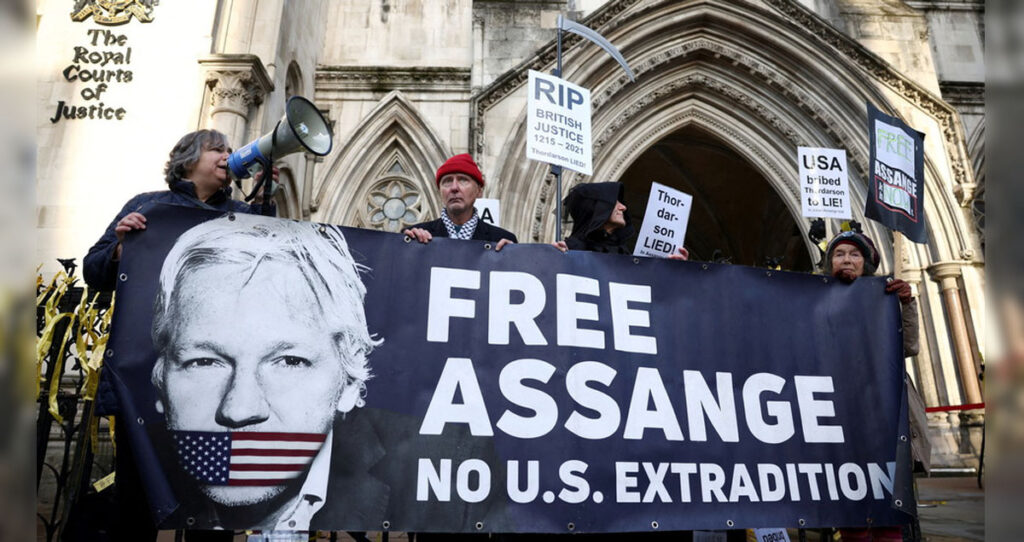 Cinco de las más importantes revelaciones de Wikileaks sobre México