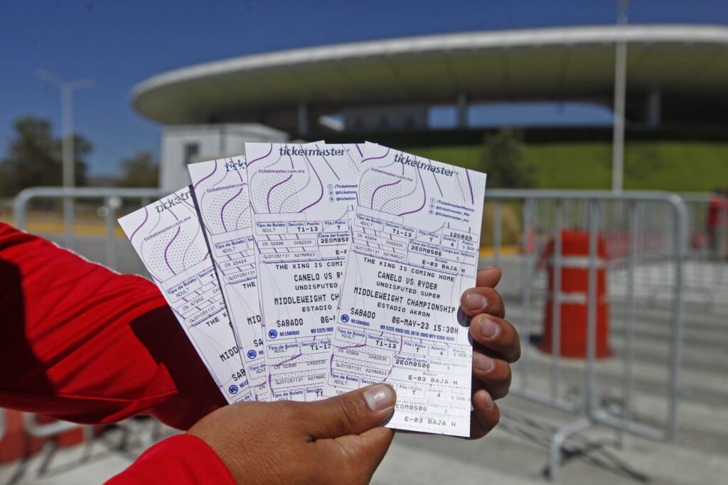 Ticketmaster es obligado a quitar cláusula que niega el reembolso de boletos por cancelaciones en festivales