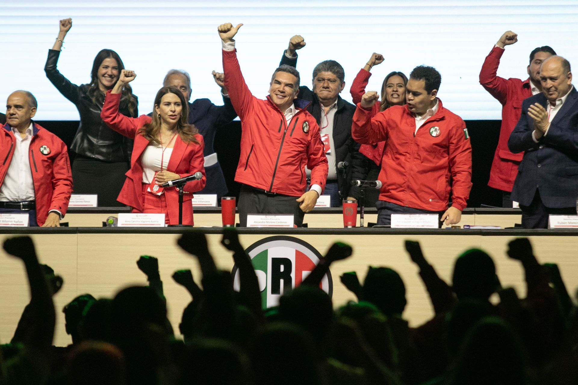 ‘Alito’ Moreno tiene abierto el camino para la reelección en el PRI hasta por 8 años más 