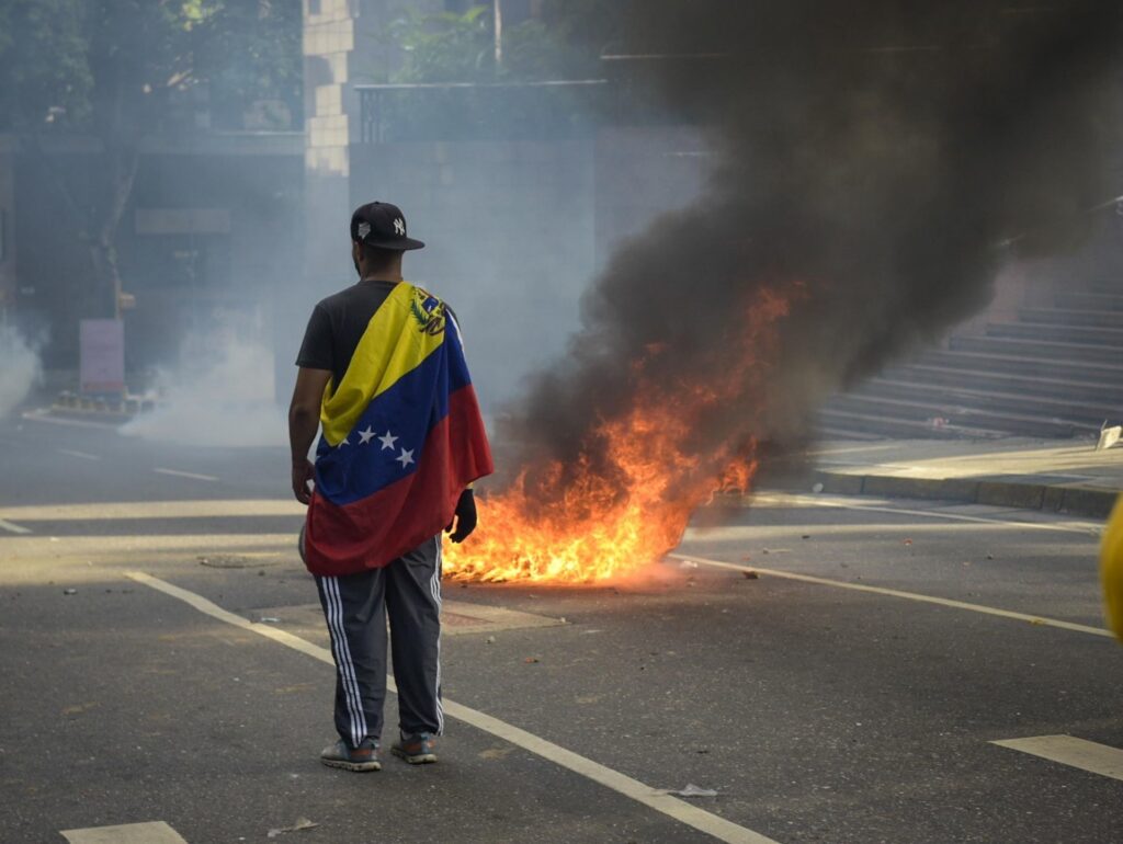 México se suma a Colombia y Brasil: piden a Maduro transparentar las actas electorales