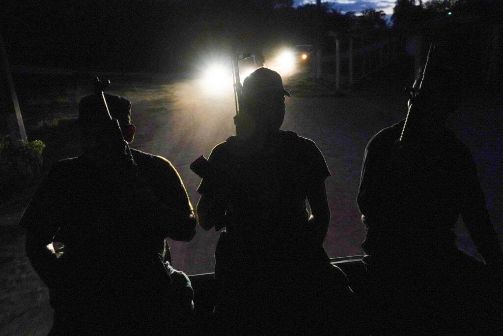 Reportan nuevo ataque del Cártel Jalisco a la comunidad indígena de Ostula, en Michoacán Reportan nuevo ataque del Cártel Jalisco a la comunidad indígena de Ostula, en Michoacán