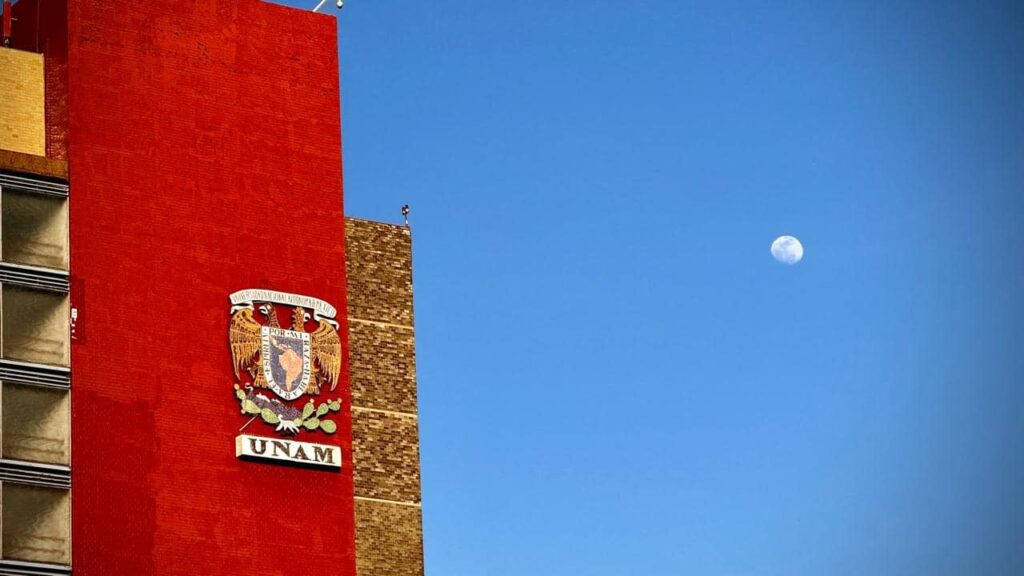 Educación en línea UNAM 2024 licenciatura: convocatoria, fechas