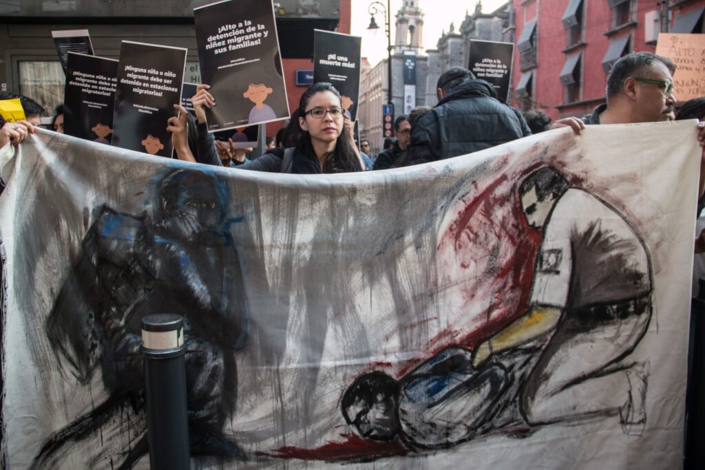 INM detiene a 25 migrantes en Iztapalapa: viola derechos humanos y acuerdos migratorios con EU