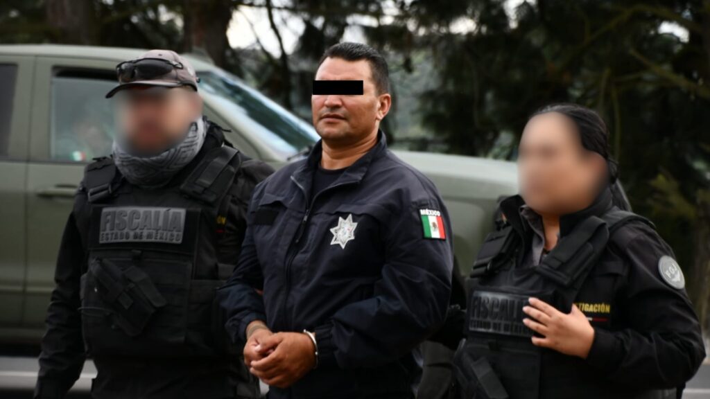 Detenidos tres directores municipales de seguridad pública en Edomex  