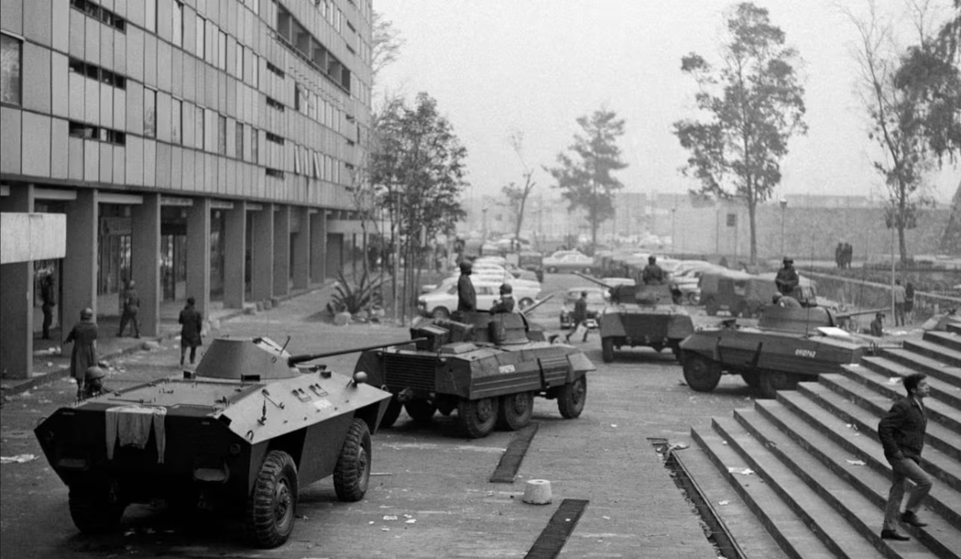 Tlatelolco 68 | <br>El complot de los generales Tlatelolco 68 | <br>El complot de los generales