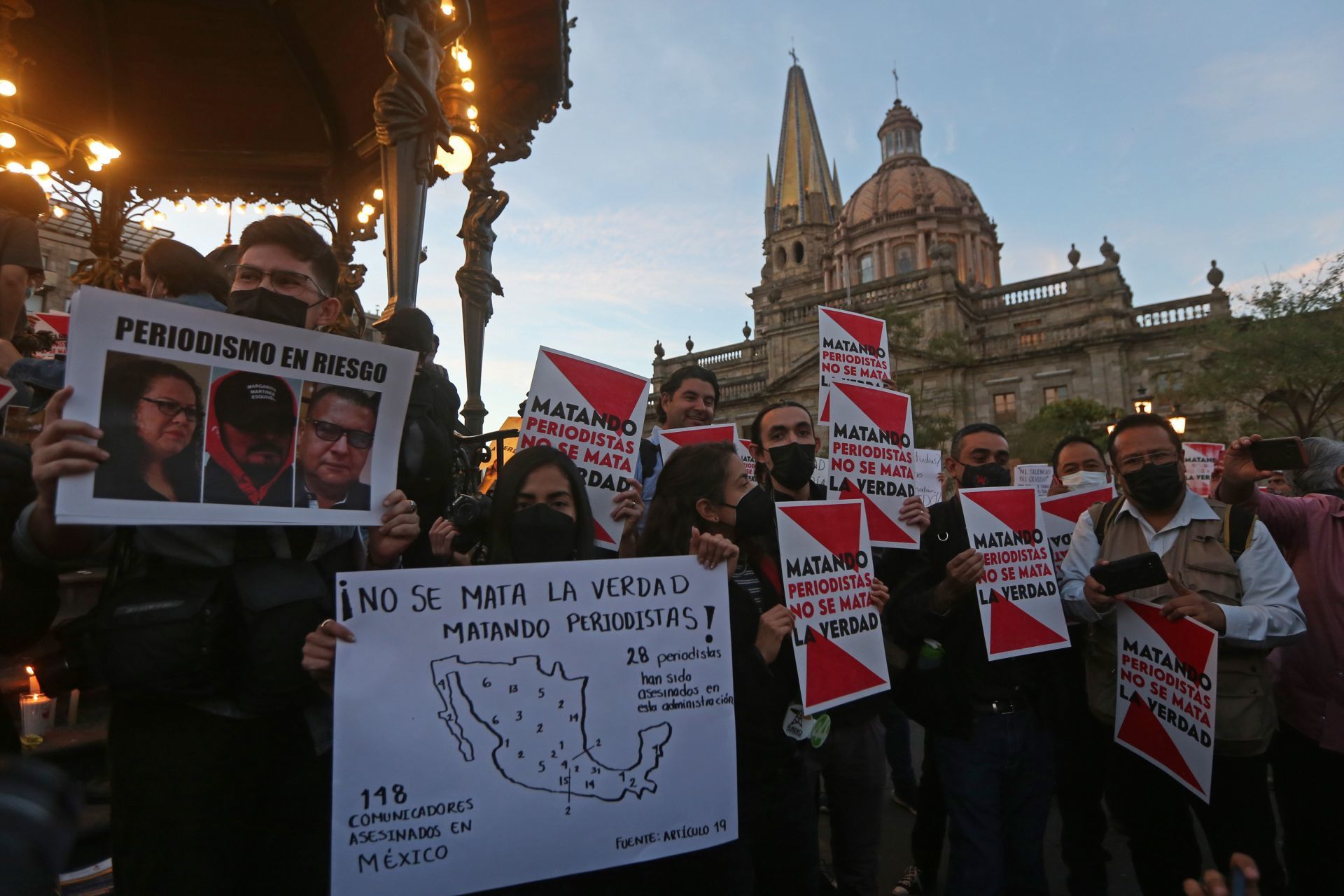 El balance del sexenio de AMLO: 75 periodistas asesinados y seis desaparecidos