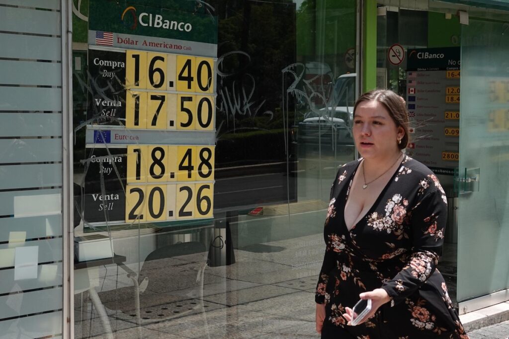 ¿Abrirán bancos el viernes 1 y sábado 2 de noviembre de 2024?