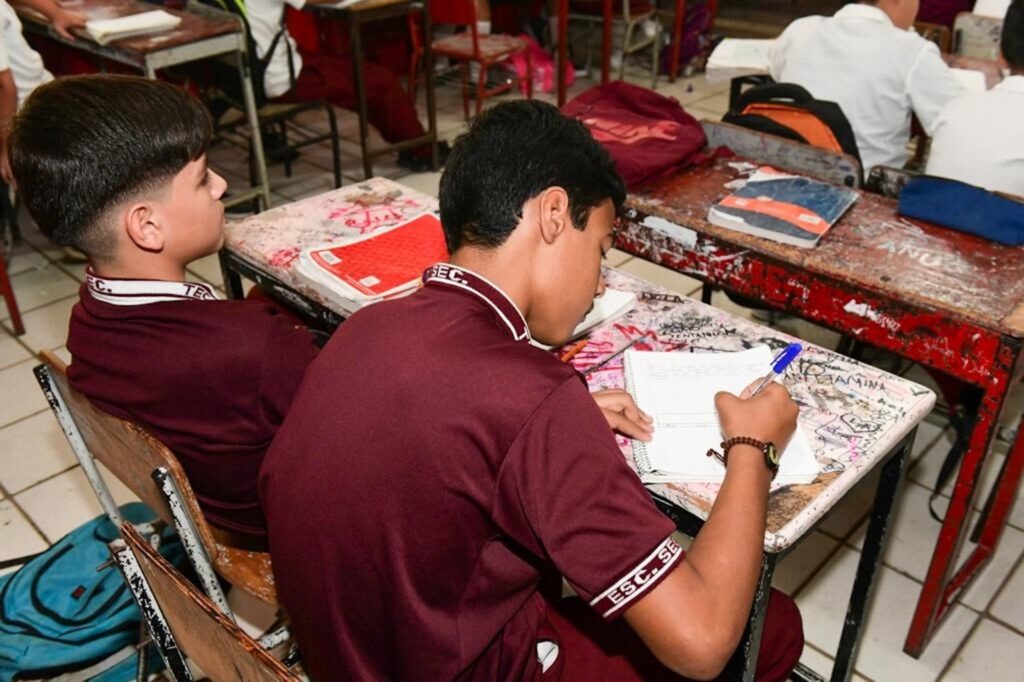 Beca Rita Cetina universal secundaria 2025: Buscador de Escuelas