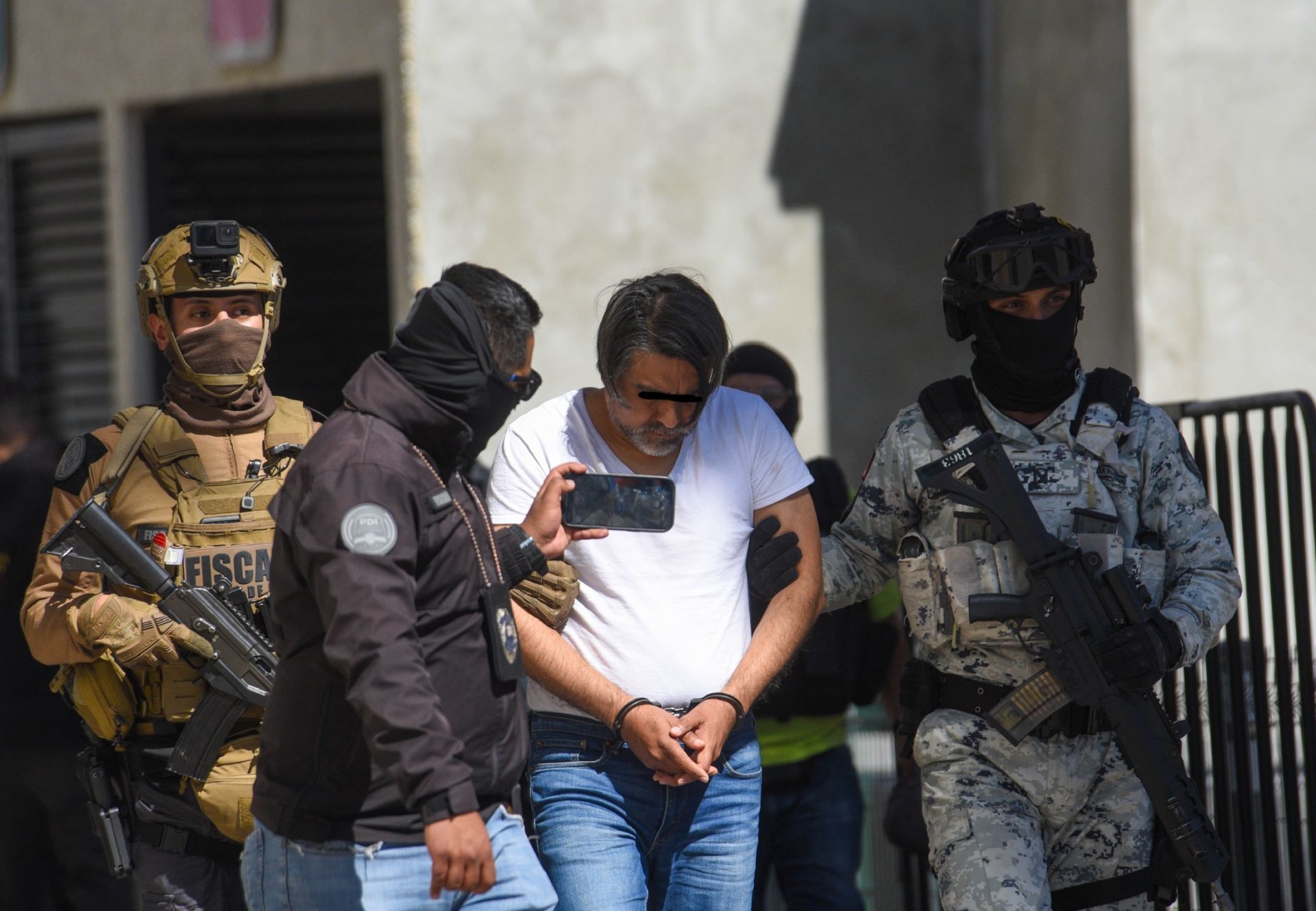 Operación Enjambre: detienen a alcaldes y mandos policiacos en el Edomex por vínculos con crimen