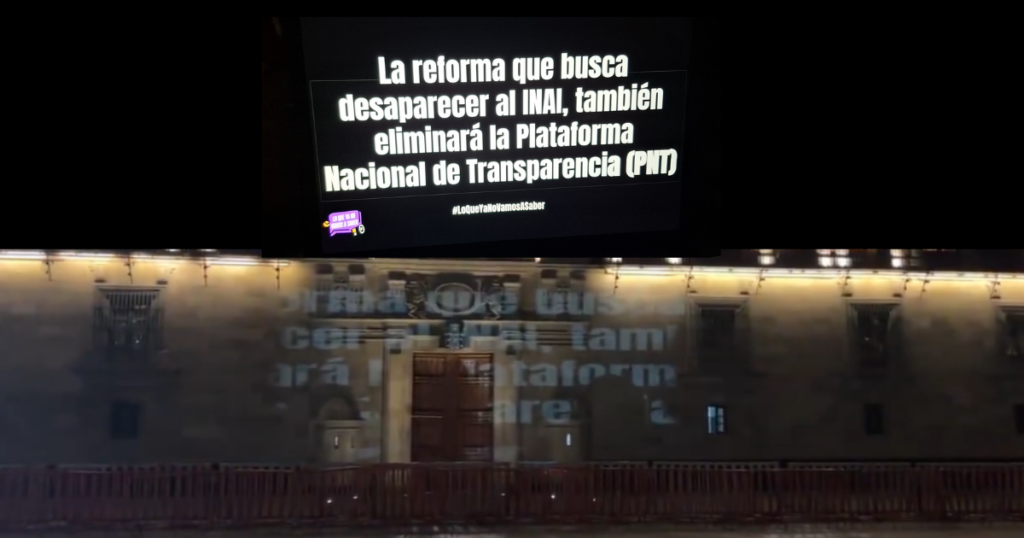 Impiden en Palacio Nacional protesta por la desaparición del INAI