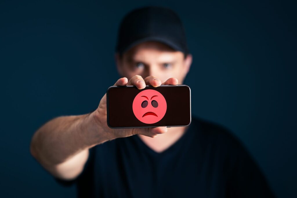 Psicología de la queja: el desgaste mental y emocional de lamentarse por todo en todas partes