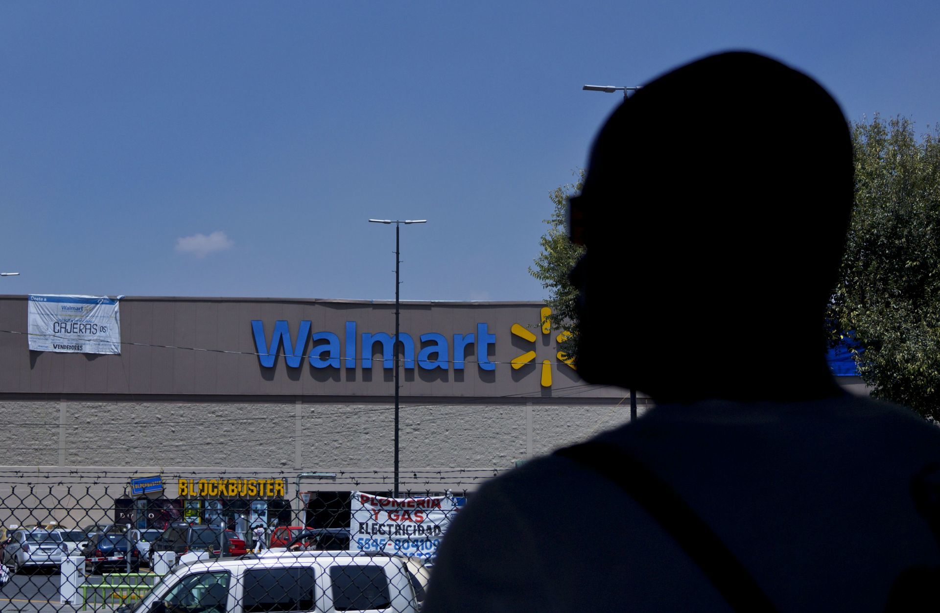 Cofece sanciona a Walmart por prácticas monopólicas
