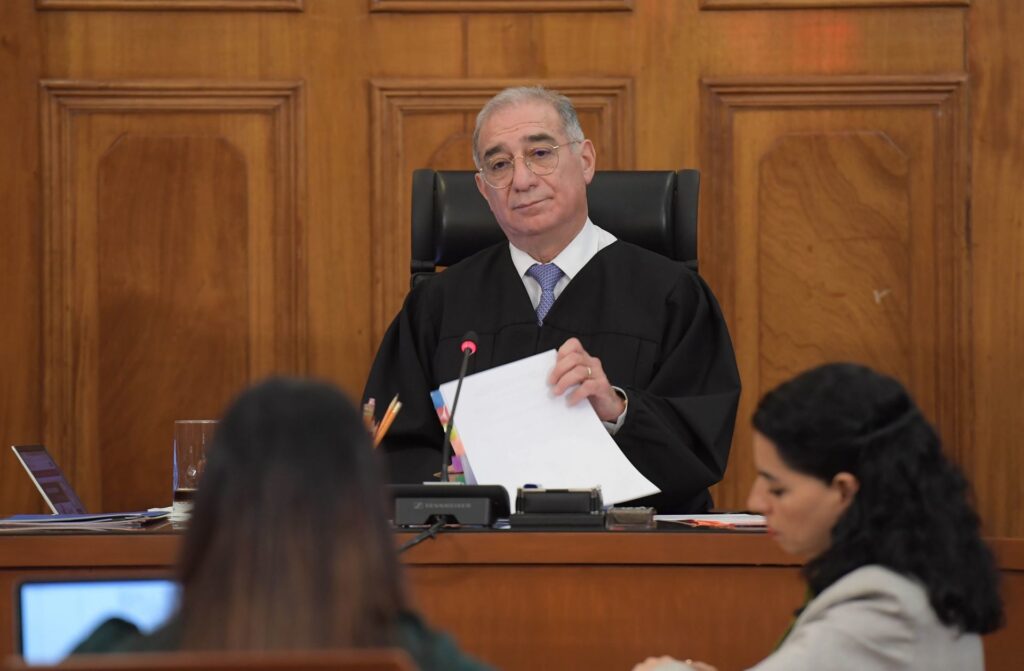 El ministro Pérez Dayán se reunió con Claudia Sheinbaum previo a su voto sobre la reforma judicial: El País