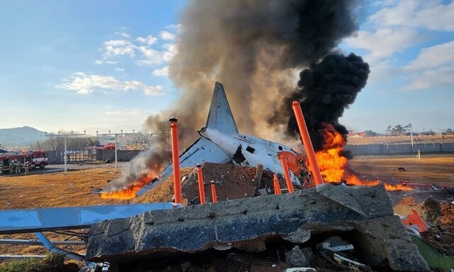 179 muertos por el peor accidente aéreo en la historia de Corea del Sur