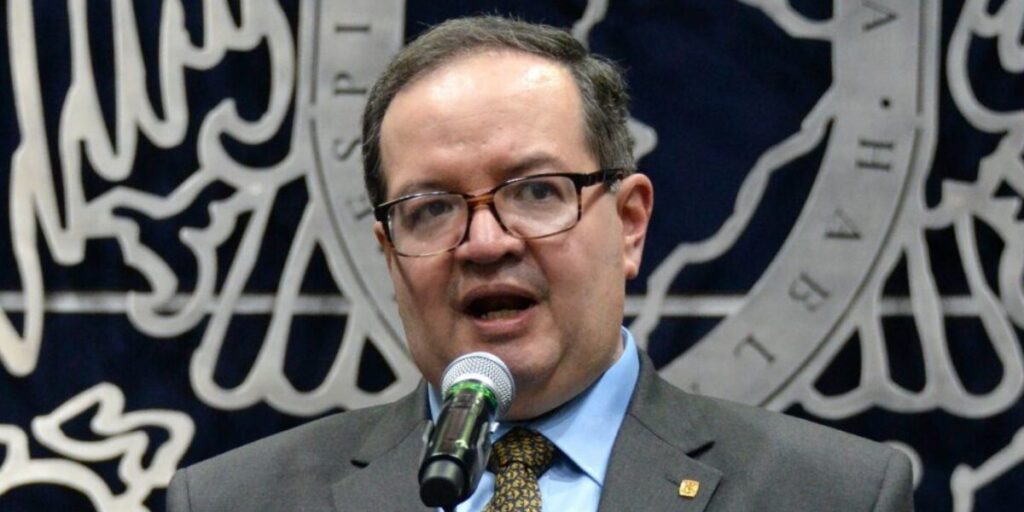 Rechaza el rector de la UNAM las amenazas de Trump a migrantes mexicanos