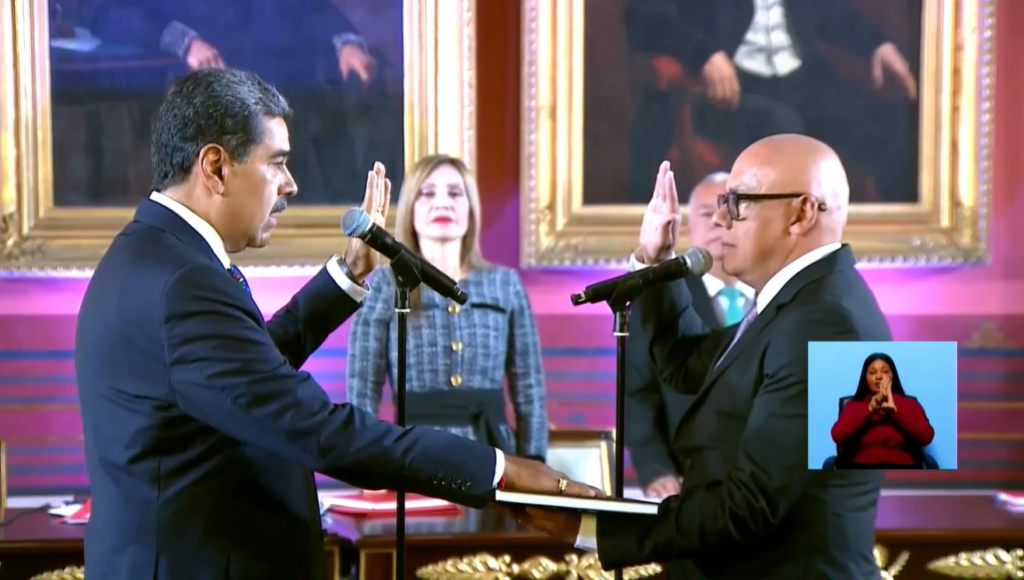 Con solo dos presidentes latinos de su lado, Nicolás Maduro juramentó su tercer mandato en Venezuela 