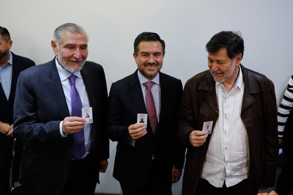 Una pequeña colección de “chapulines” salta a Morena
