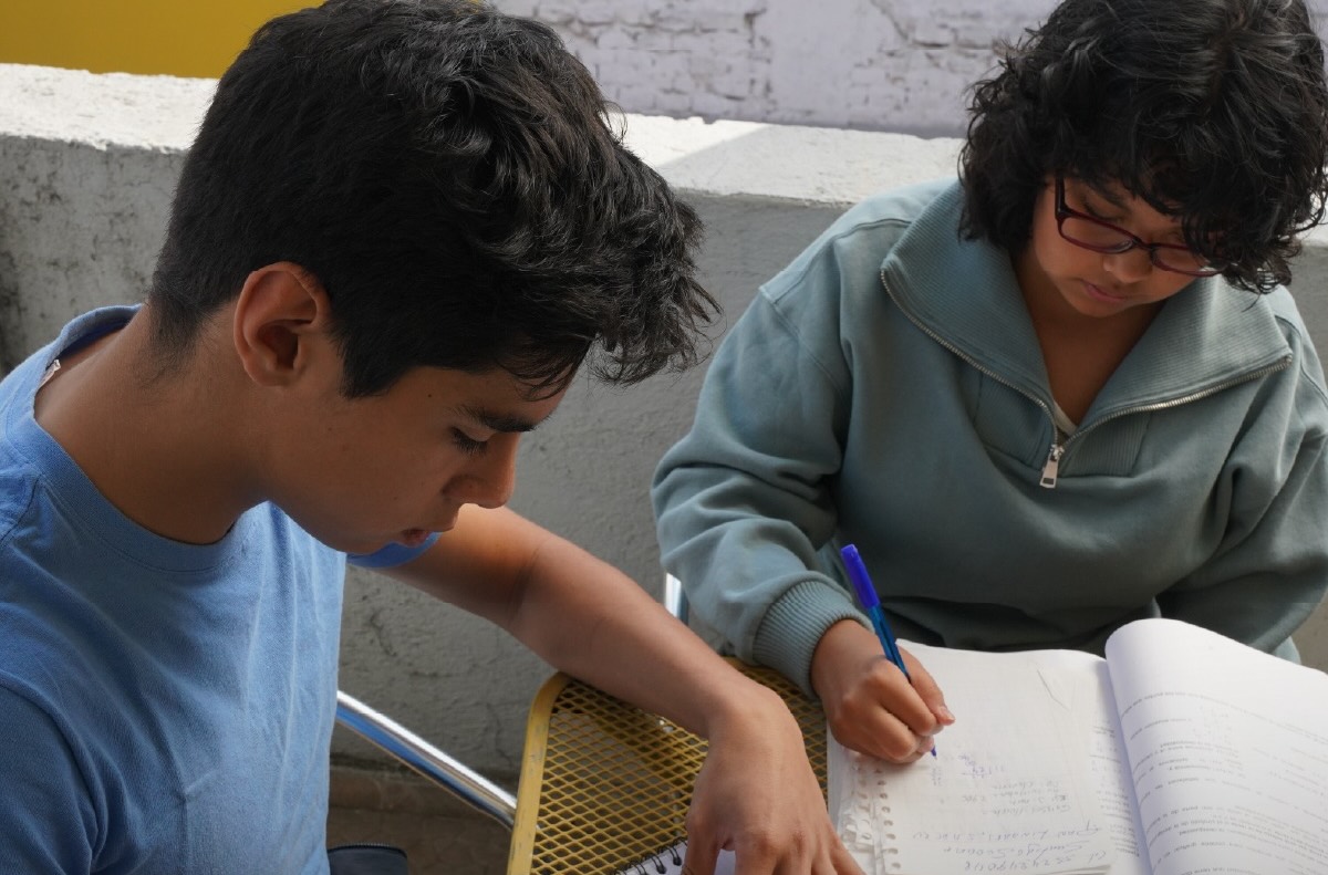 Becas BBVA universidad 2025: ¿puedo inscribirme a Chavos que inspiran?