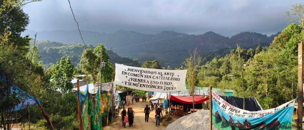 Hostigamiento al encuentro artístico del EZLN, muestra de la espiral de violencia en Chiapas