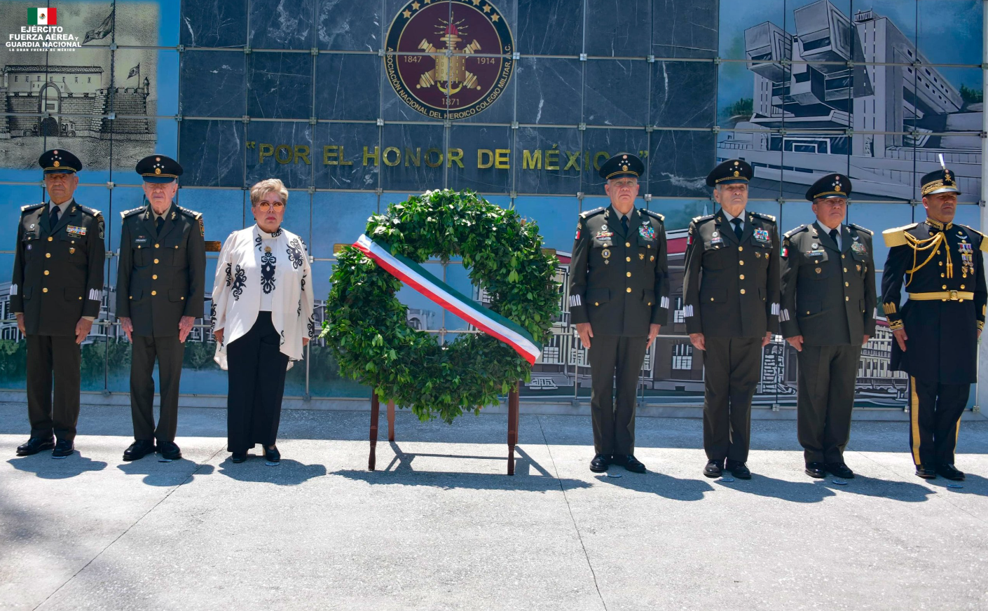 Hermenegildo Cuenca, el general que autorizó “Los vuelos de la muerte”, fue homenajeado por la Secretaría de la Defensa