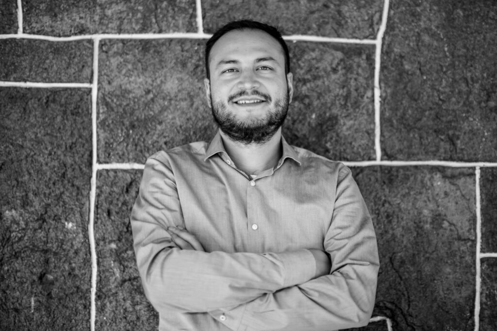 “La crónica, vehículo para contar la relación entre humanos y animales”