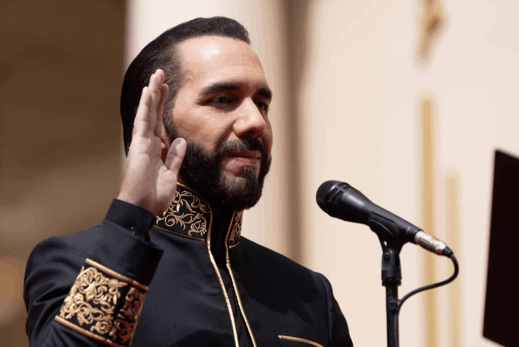 El partido de Nayib Bukele aprueba la reelección presidencial indefinida