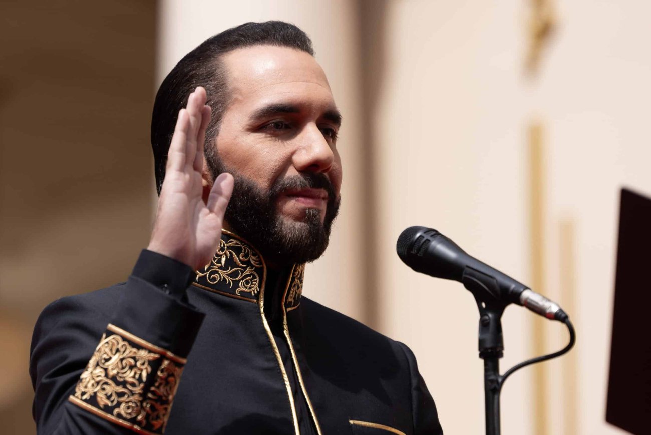 El partido de Nayib Bukele aprueba la reelección presidencial indefinida