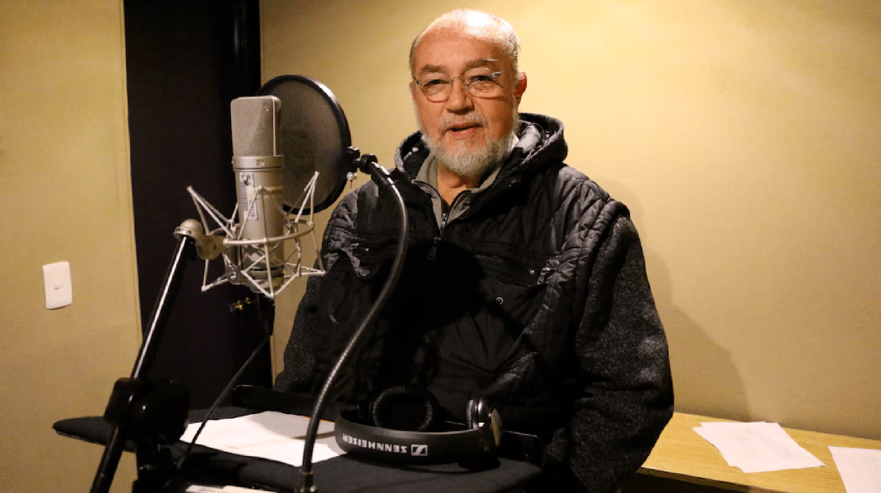  El INE rechaza haber clonado la voz del actor José Lavat con IA