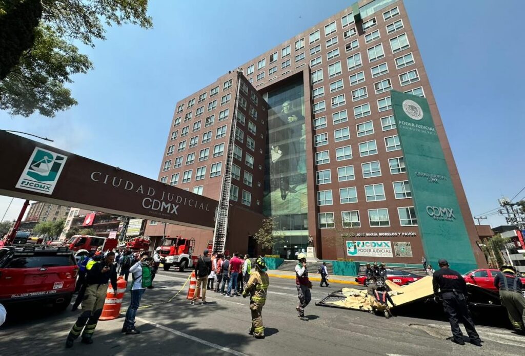 Vacaciones Poder Judicial CDMX 2025: cuándo salen y regresan