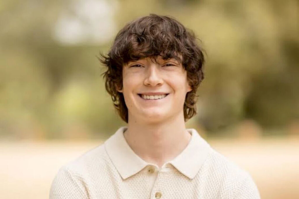 Demandan a OpenAI: alegan que ChatGPT impulsó el suicidio de un adolescente
