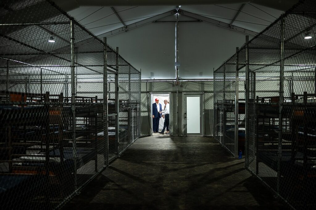 Jueza federal ordena cierre de Alligator Alcatraz