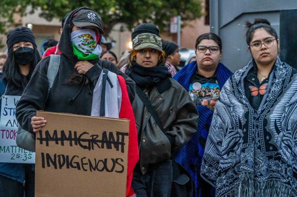 La mayoría de los migrantes indocumentados en EU son población con arraigo