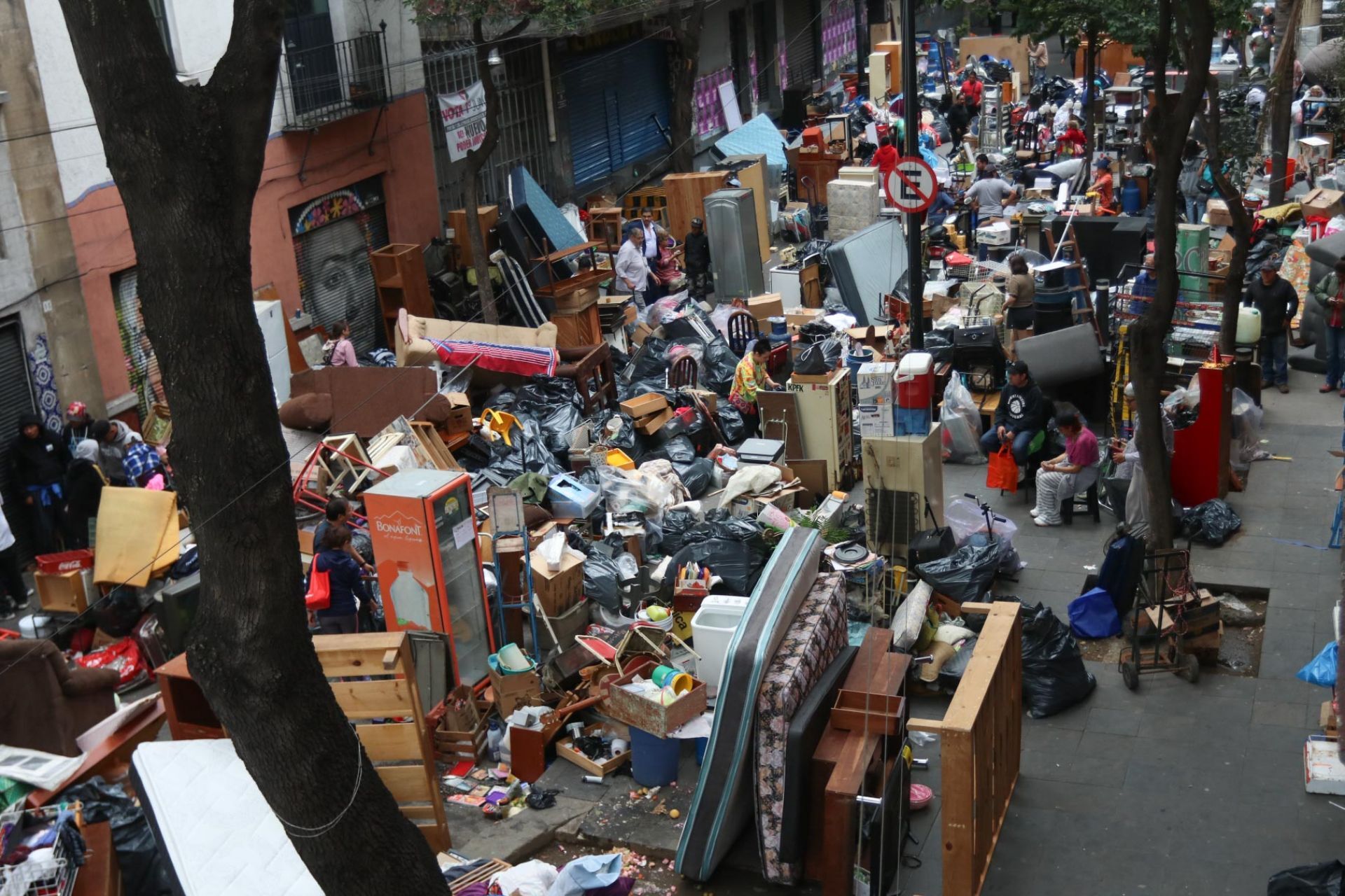 El gobierno de la CDMX propone sancionar a notarios involucrados en despojos