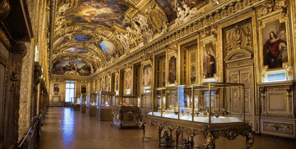 Estas son las joyas robadas del Louvre