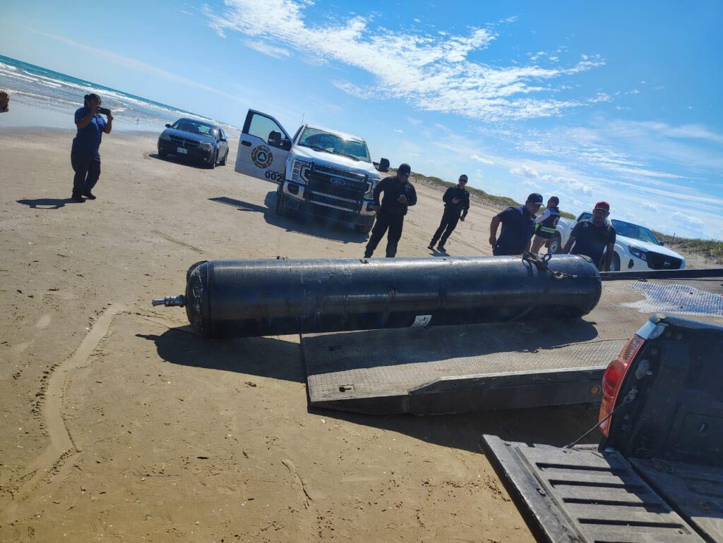 SpaceX: basura espacial llega a Playa Bagdad, Tamaulipas