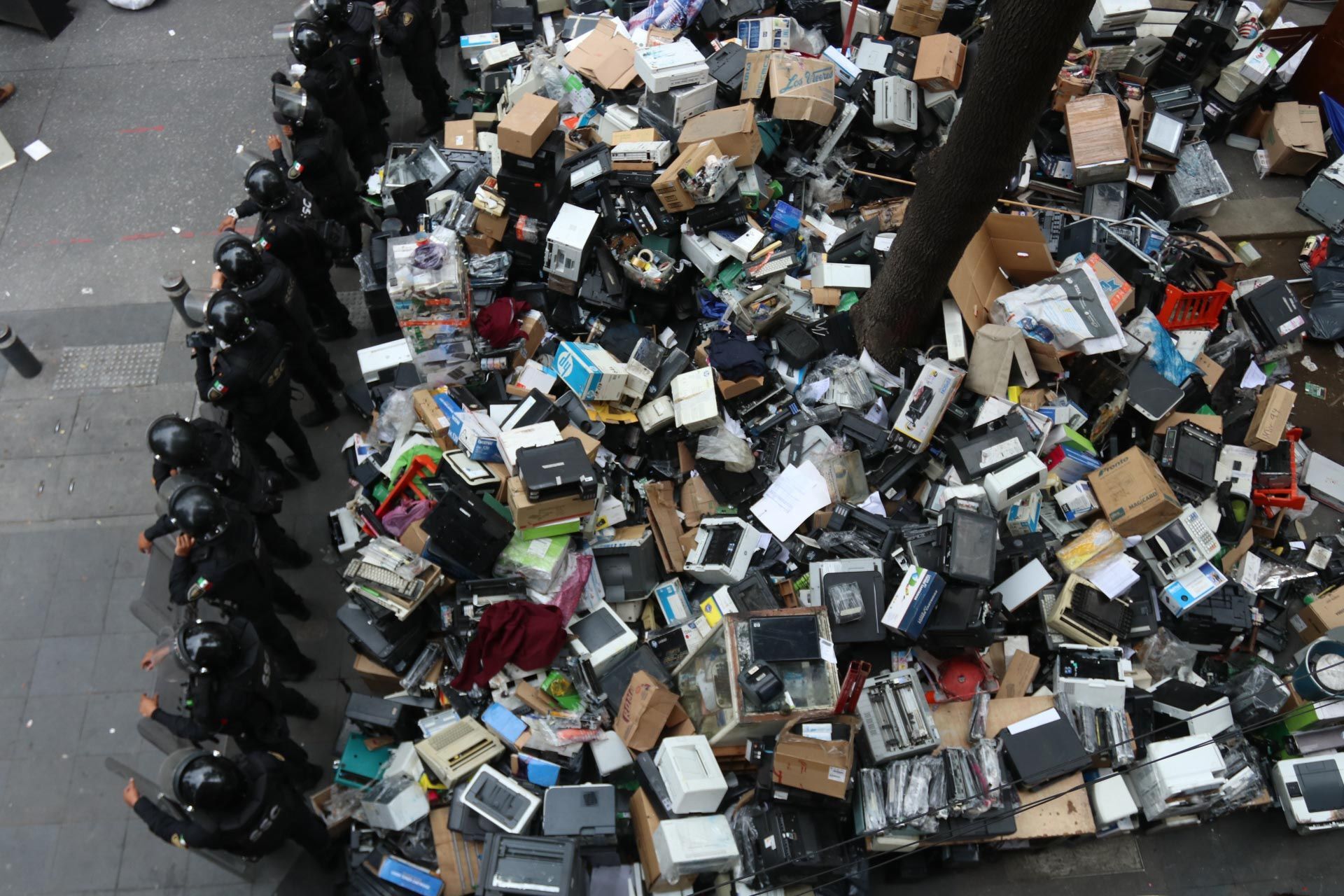 CDMX eleva penas por despojo hasta 11 años de prisión CDMX eleva penas por despojo hasta 11 años de prisión