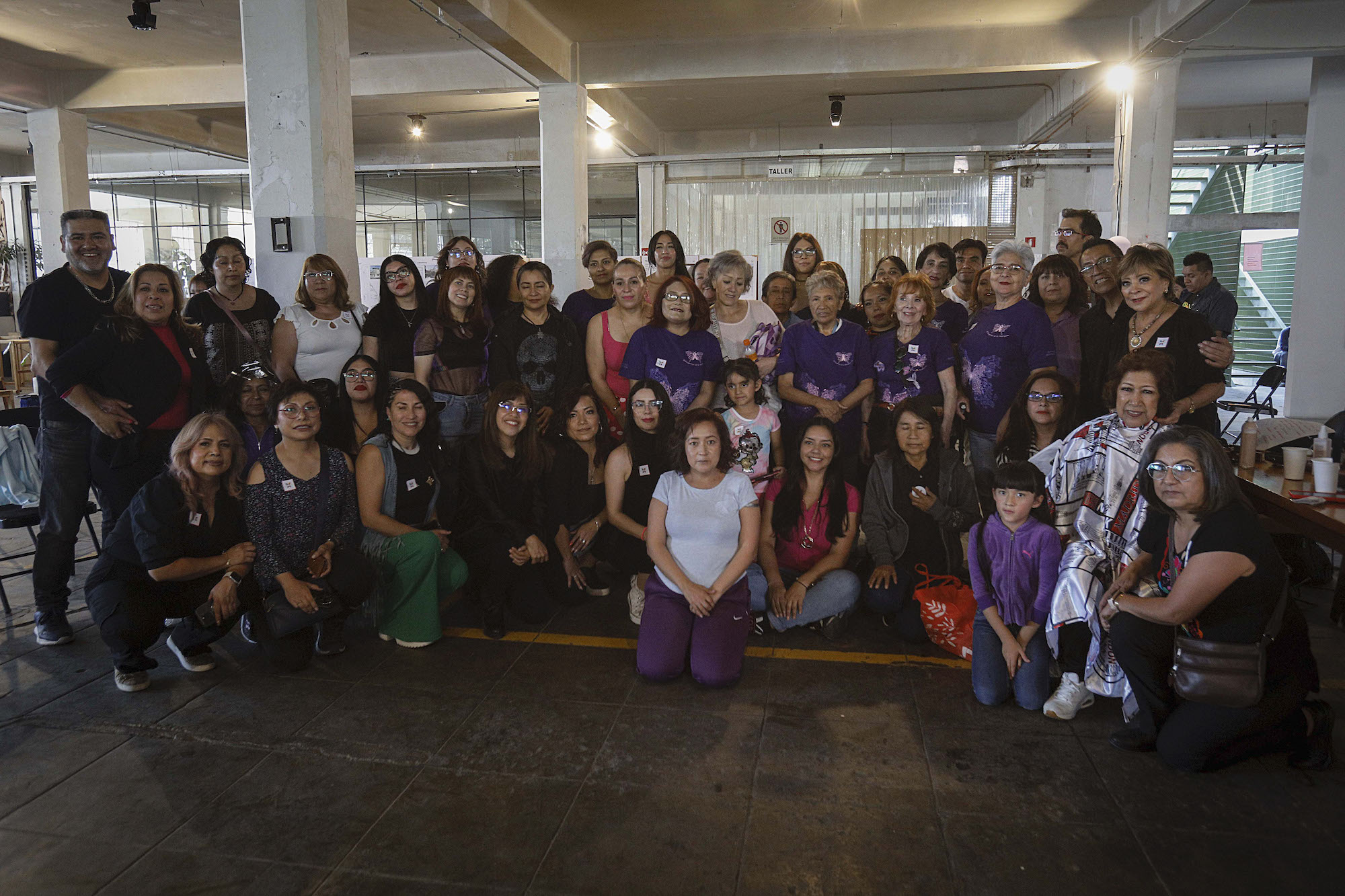 Diego Sexto <br>y su Brigada de Belleza Itinerante Diego Sexto <br>y su Brigada de Belleza Itinerante