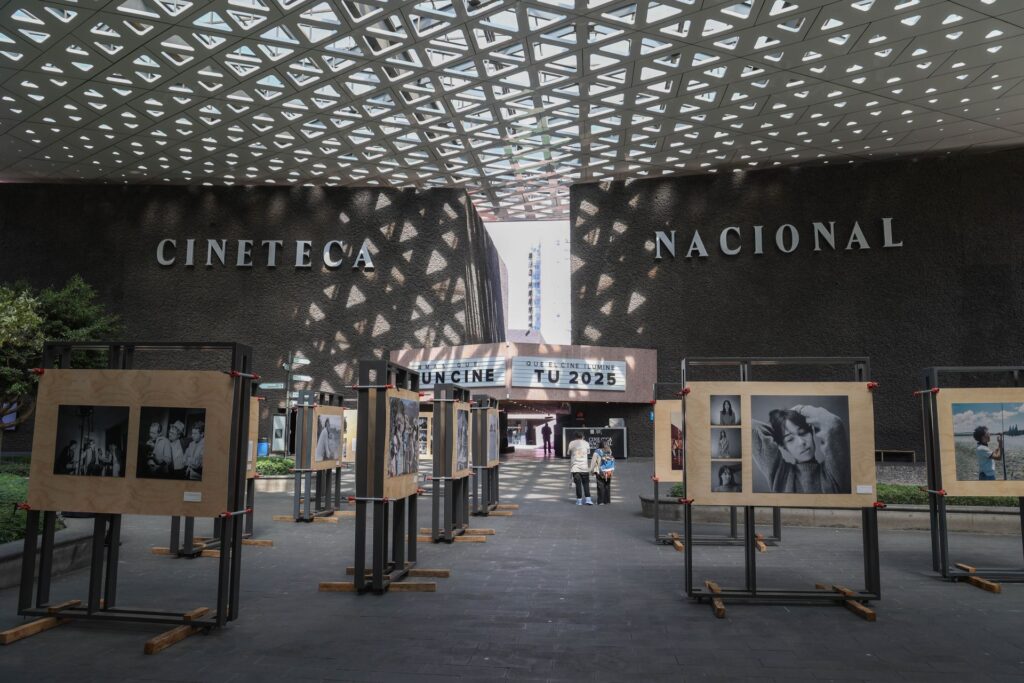 Los empleados de la Cineteca Nacional denuncian precariedad laboral y pagos incompletos